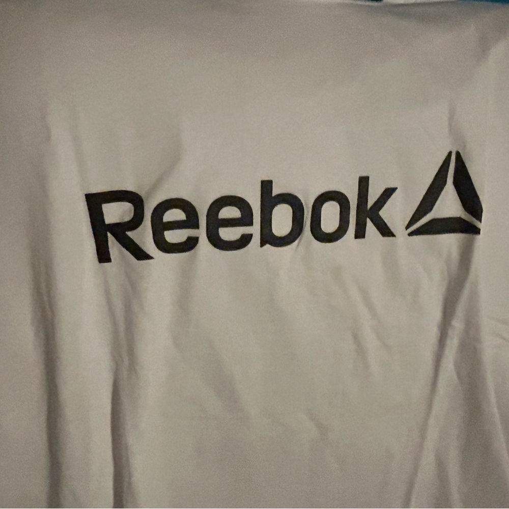 Tee - Picture 2 of 3